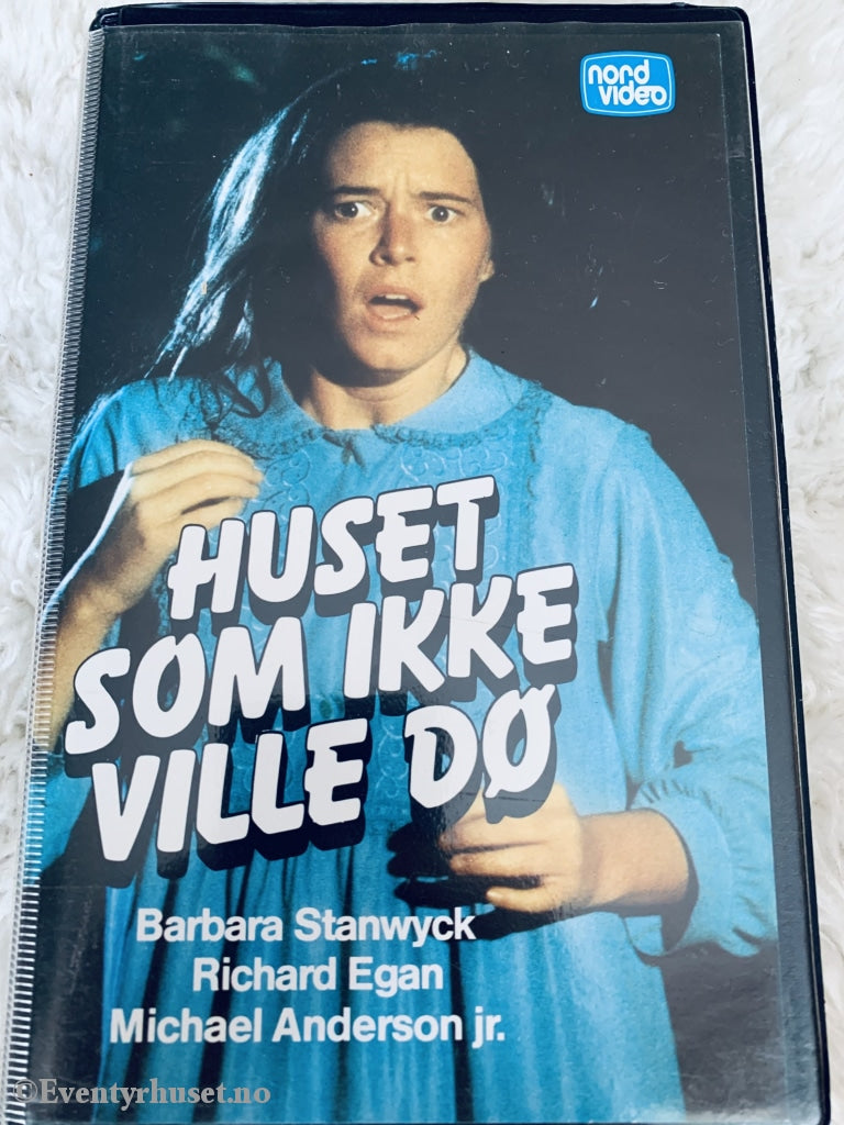 Huset Som Ikke Vil Dø. 1970. Beta Film.