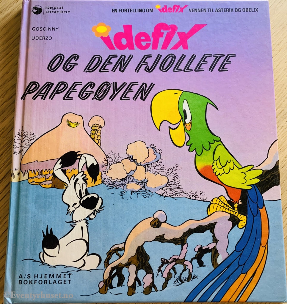 Idefix Og Den Fjollete Papegøyen. 1975. Fortelling