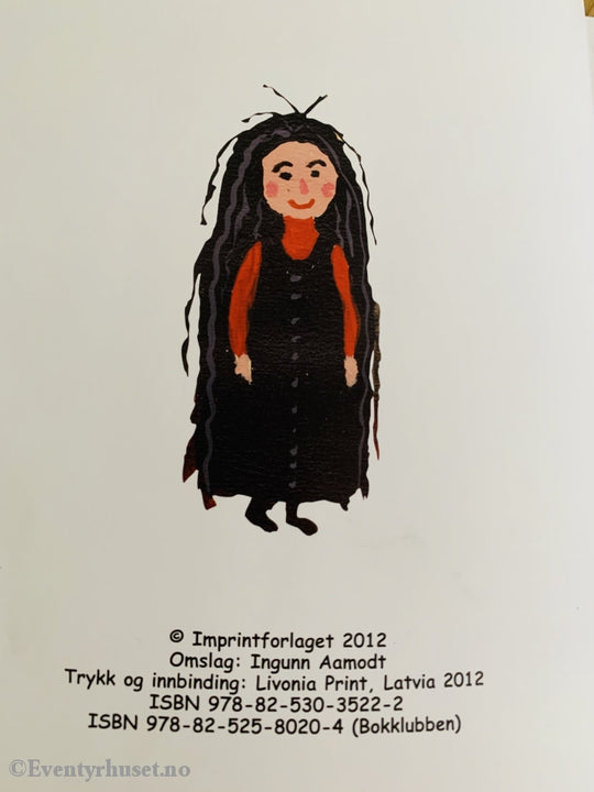 Ingunn Aamodt. 2012. Pulverheksa På Ball. Fortelling