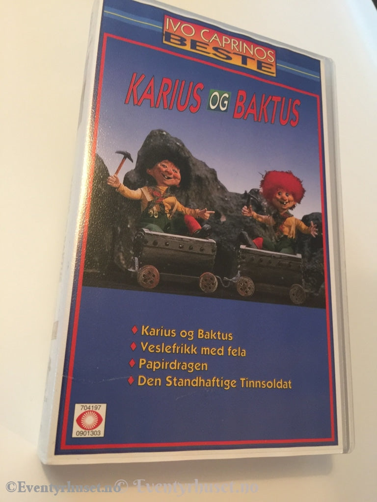 Ivo Caprino. 1995 (1952-68). Karius Og Baktus. Veslefrikk Med Fela. Papirdagen. Den Standhaftige