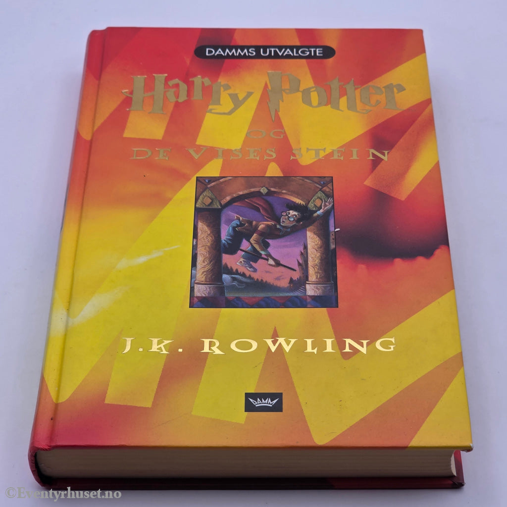 J.K. Rowling, 1999, Harry Potter og de vises stein. Bok.