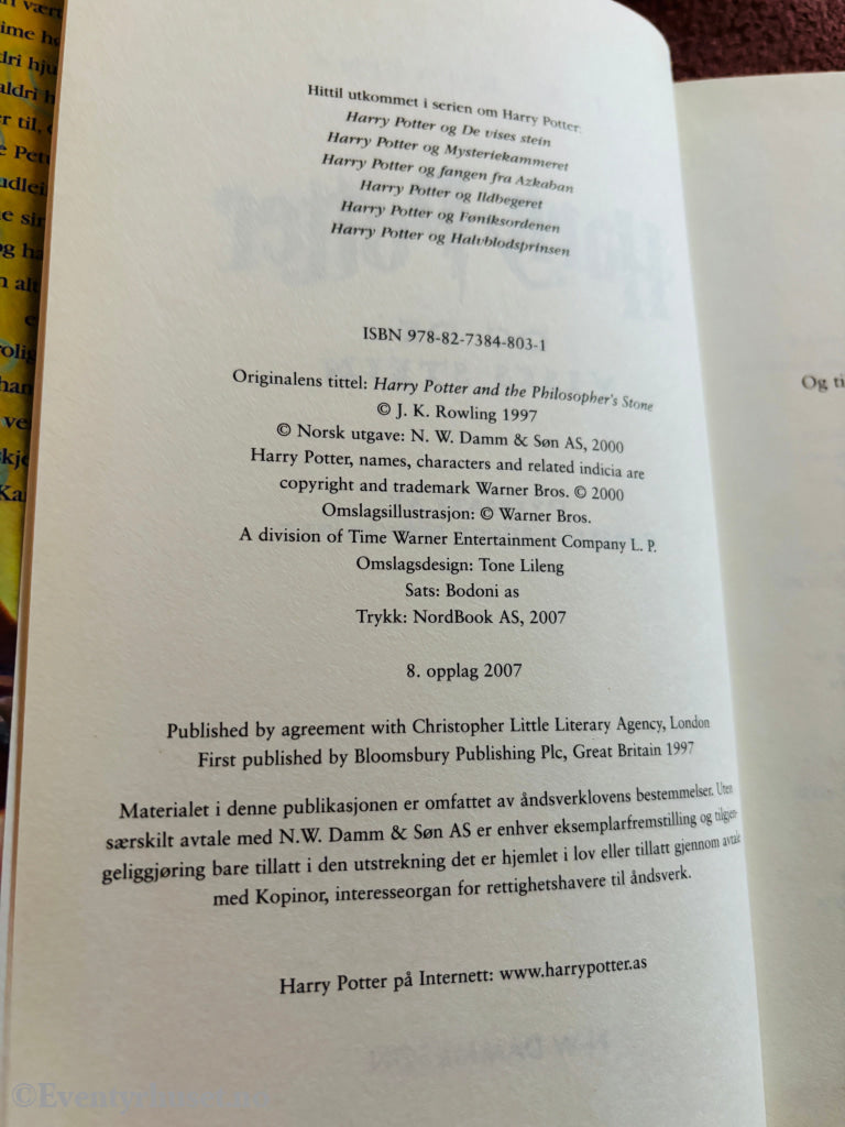 J.K. Rowling – Harry Potter og De vises stein. Bok.