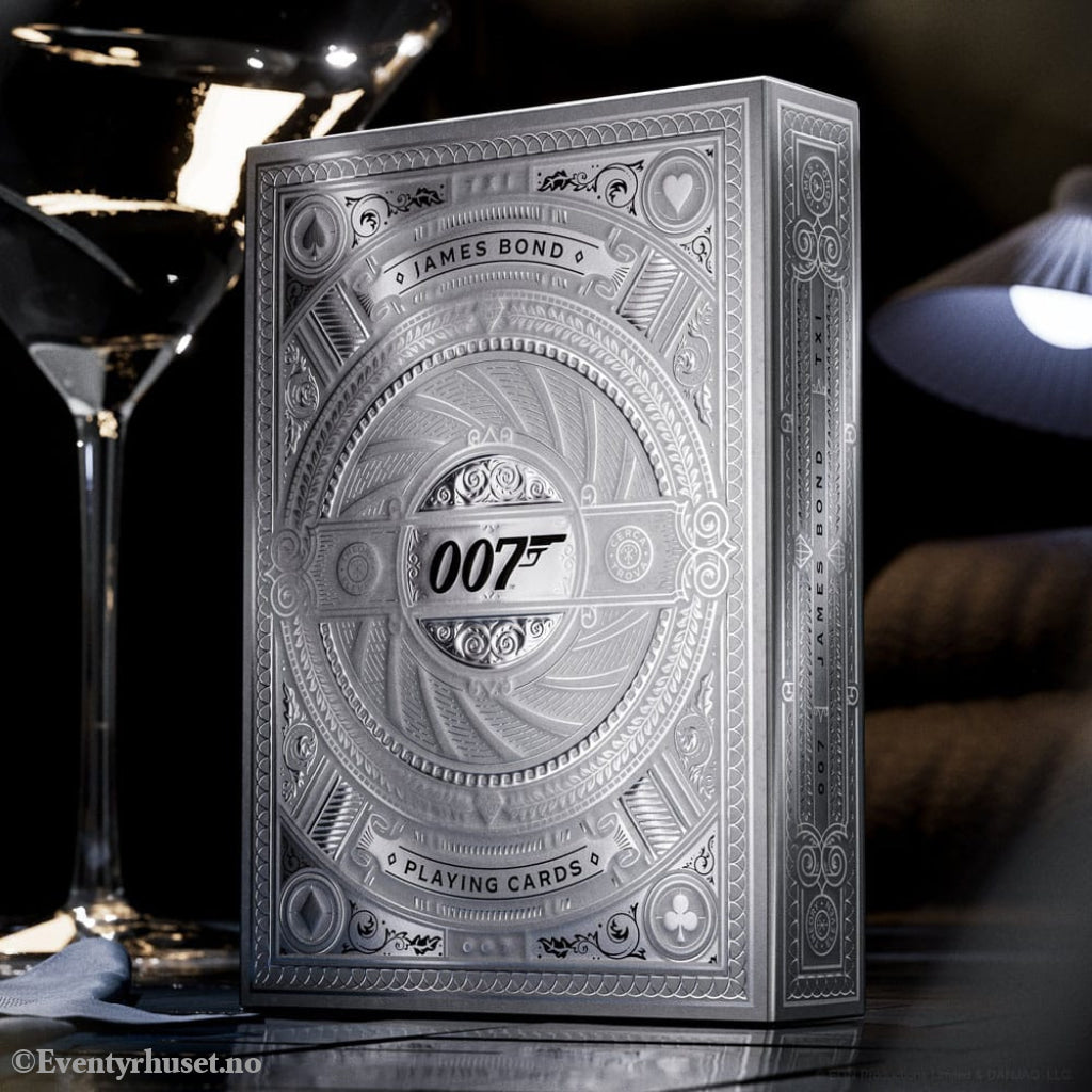 James Bond Playing Cards Silver Edition Games