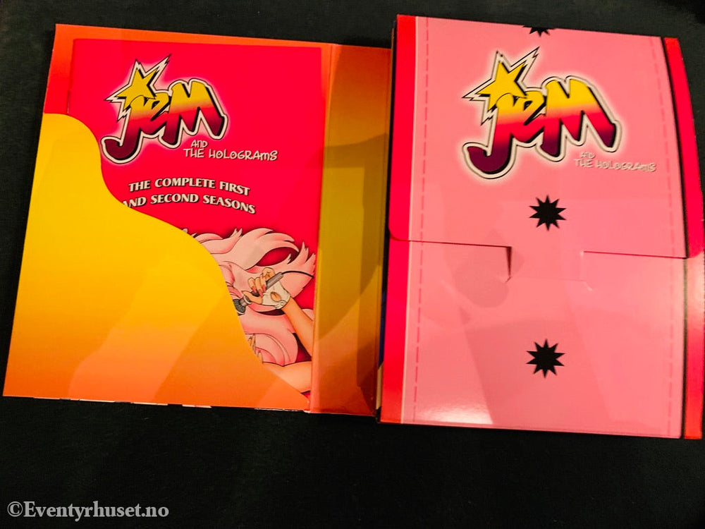 Jem And The Holograms. Sesong 1 & 2. Dvd Samleboks.