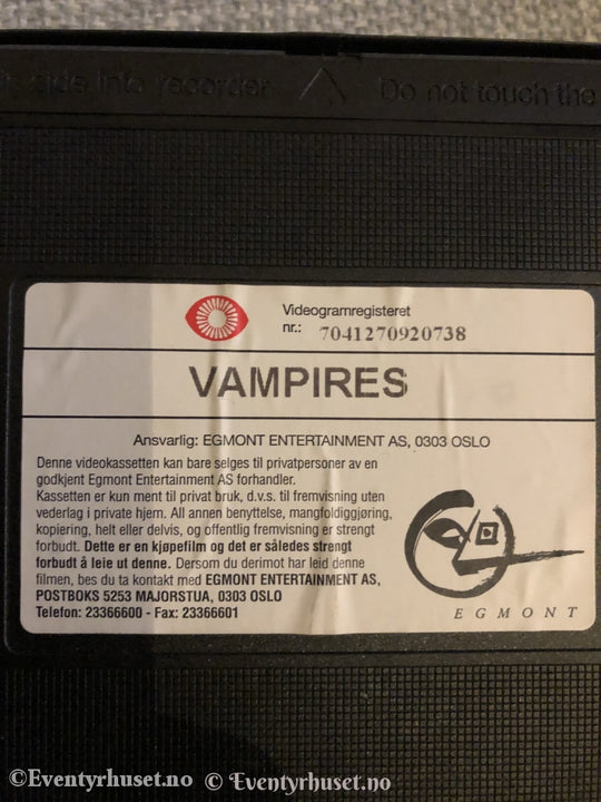 John Carpenters Vampires. 1998. Vhs. Vhs