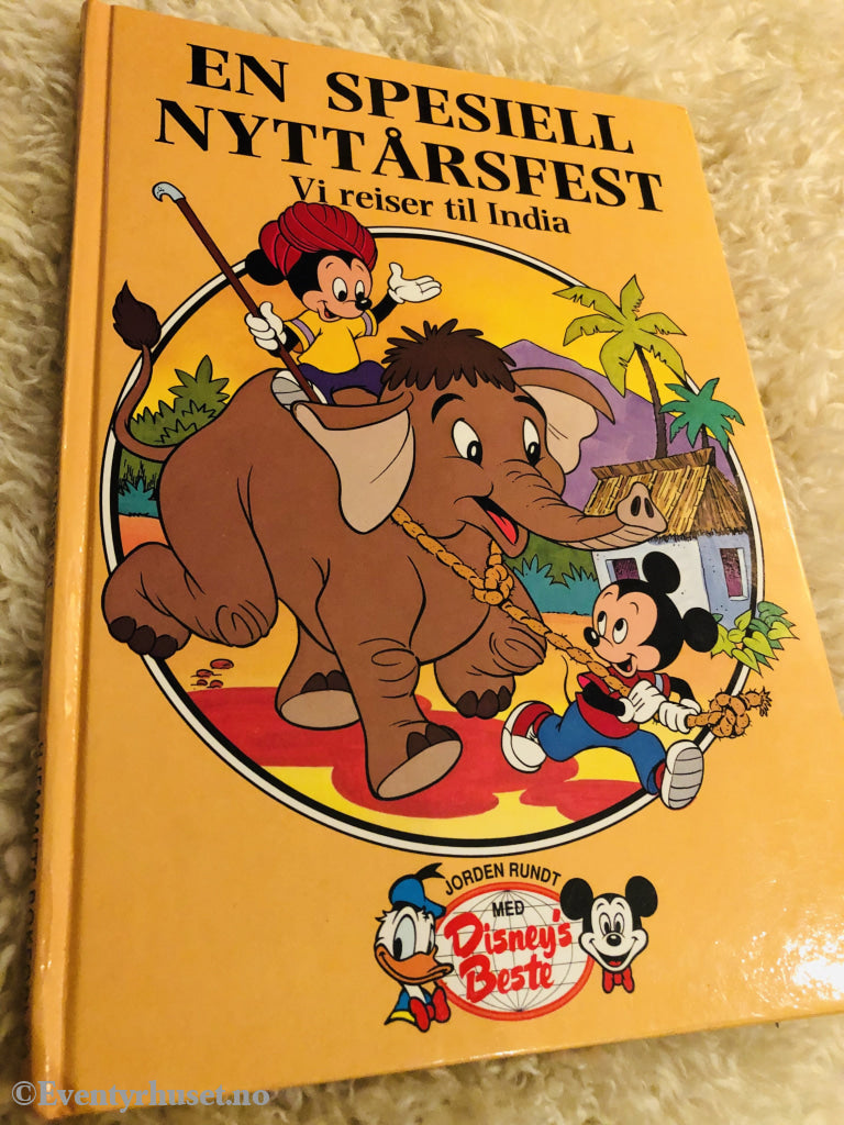 Jorden Rundt Med Disneys Beste. 1993/95. En Spesiell Nyttårsfest. Vi Reiser Til India. Fortelling