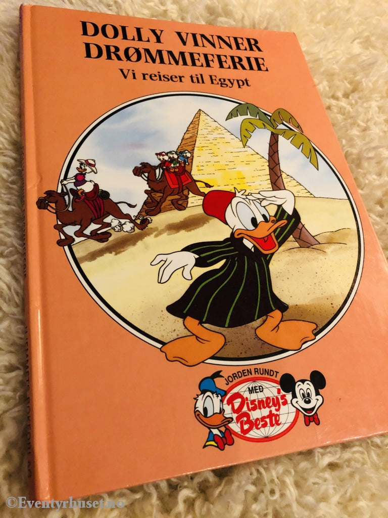 Jorden Rundt Med Disneys Beste. 1994. Dolly Vinner Drømmeferie. Vi Reiser Til Egypt. Fortelling