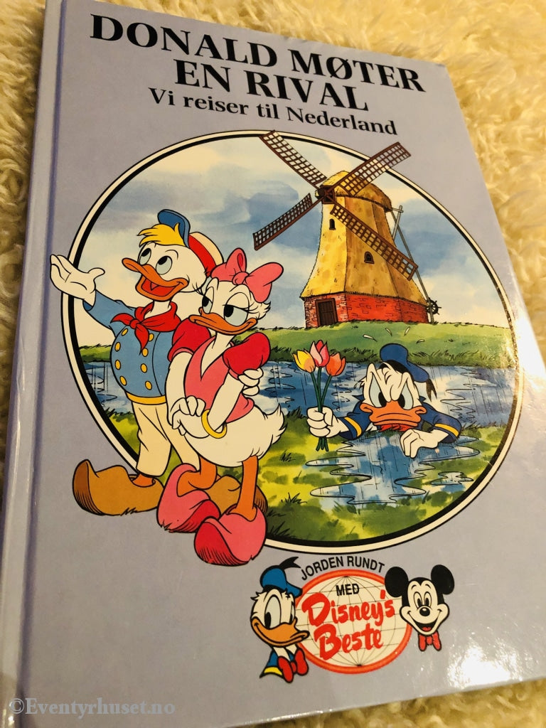 Jorden Rundt Med Disneys Beste. 1995. Donald Møter En Rival. Vi Reiser Til Nederland. Fortelling