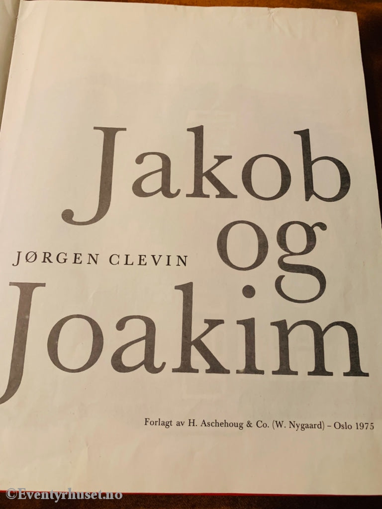 Jørgen Clevin. 1975. Jakob Og Joakim. Fortelling