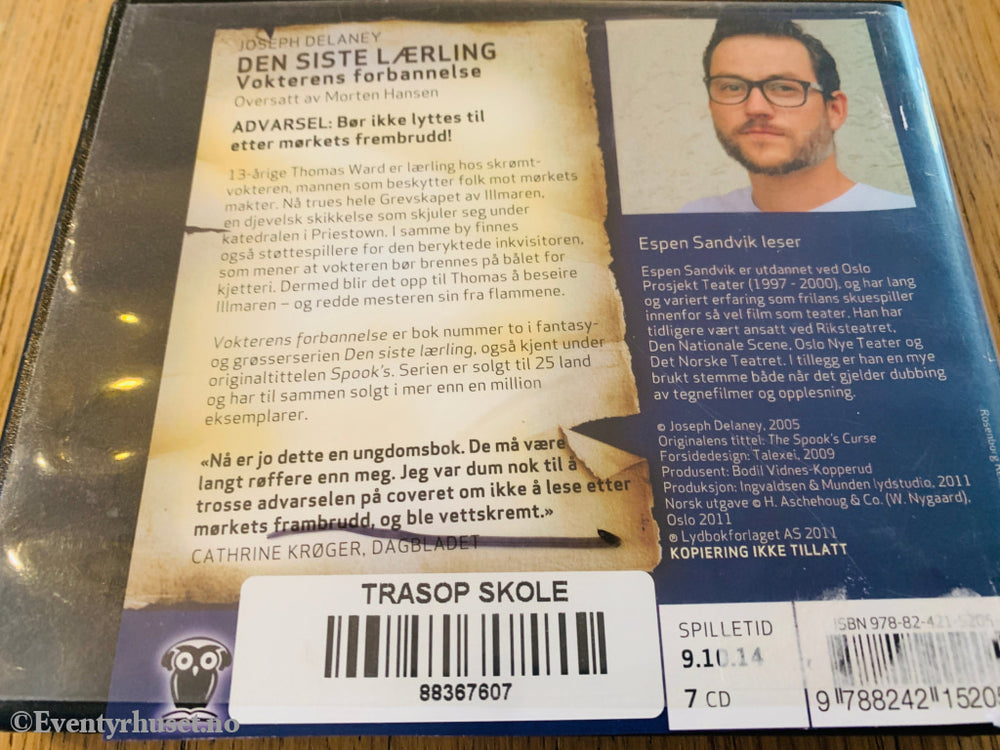 Joseph Delaney. Den siste lærling: Vokterens forbannelse. 2009. Lydbok på CD.