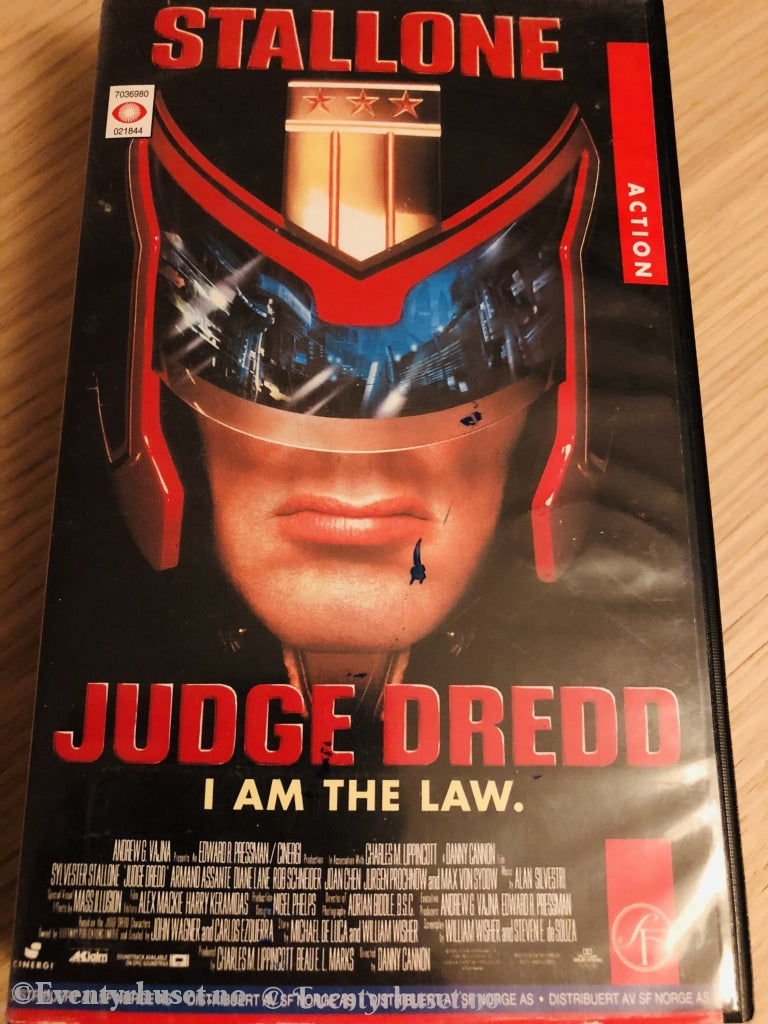 Judge Dredd. 1995. Vhs. Vhs