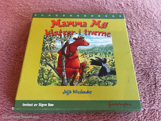 Jujja Wieslander. 2004. Mamma Mø klatrer i trærne. Lydbok på CD.
