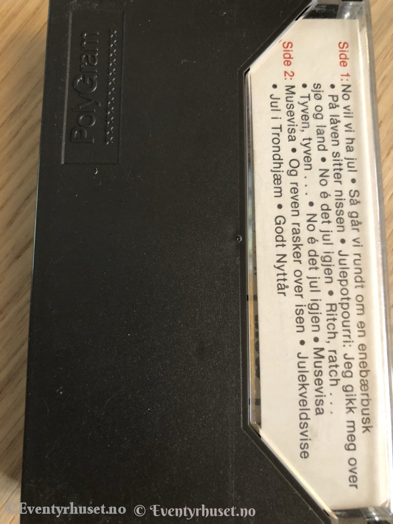 Juleshow I Trollstua. Leif Juster Og Wenche Foss. Trollongan. Kassett. Kassett (Mc)