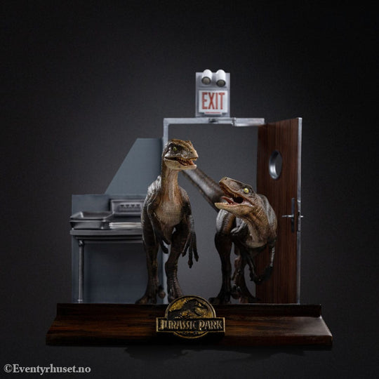 Jurassic Park Art Scale Statue 1/10 Raptors at the Kitchen’s Door 28 cm Collectibles