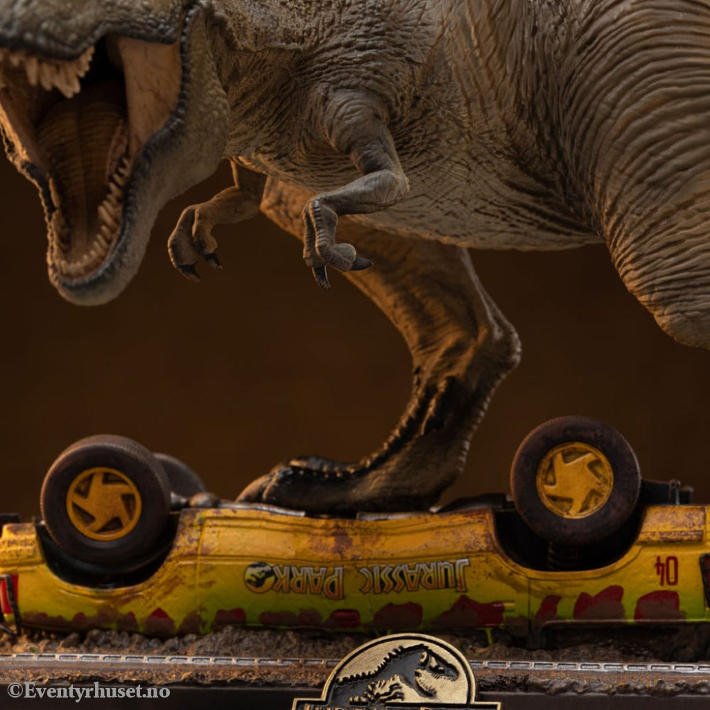 Jurassic Park Icons Statue T-Rex Attack 15 cm Collectibles