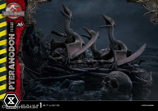 Jurassic Park III Legacy Museum Collection Statue 1/6 Pteranodon 68 cm Collectibles