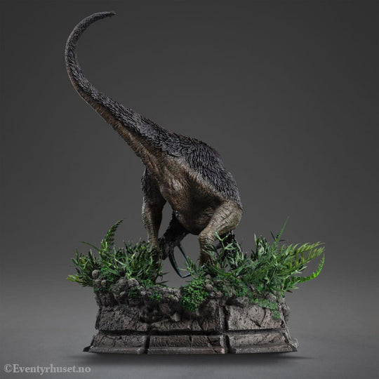 Jurassic World: Dominion Demi Art Scale Statue 1/20 Therizinosaurus 29 cm Collectibles