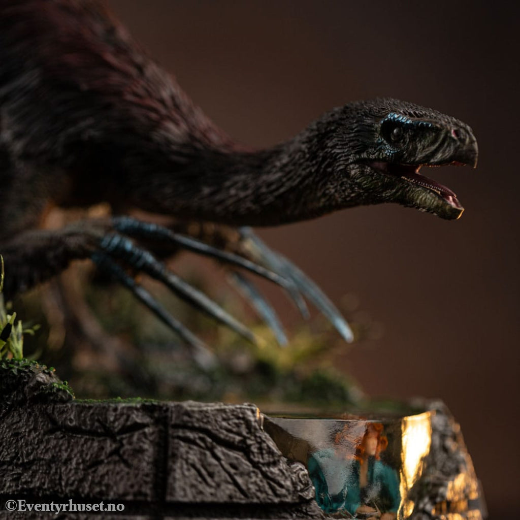 Jurassic World: Dominion Demi Art Scale Statue 1/20 Therizinosaurus 29 cm Collectibles