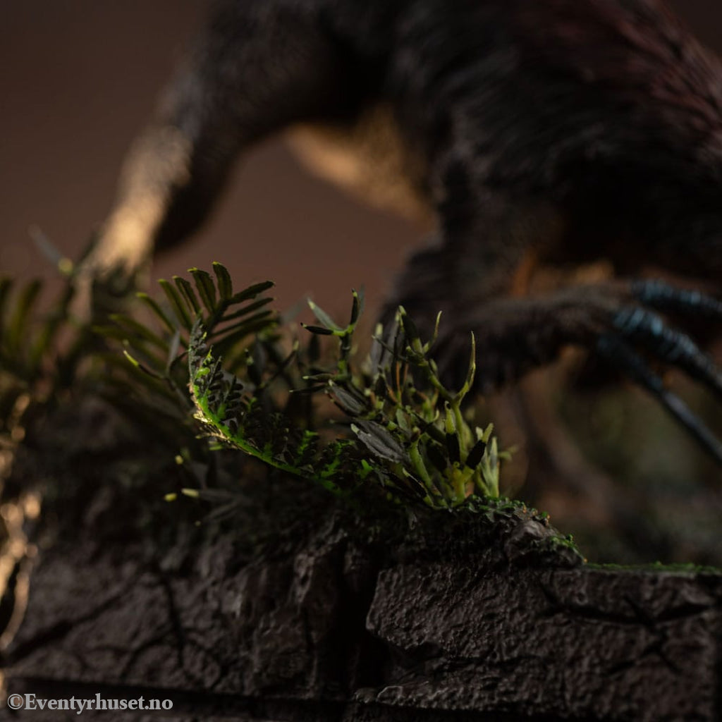 Jurassic World: Dominion Demi Art Scale Statue 1/20 Therizinosaurus 29 cm Collectibles