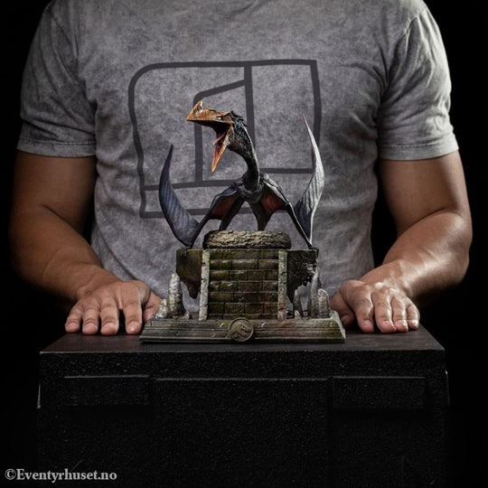 Jurassic World Rebirth Icons Statue Quetzalcoatlus 26 cm Collectibles