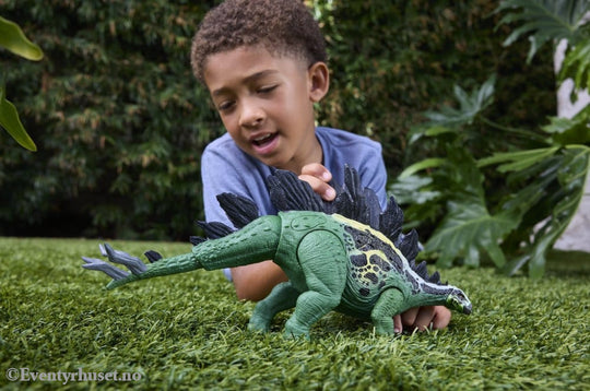 Jurassic World: Survival Action Figure Gigantic Thrashers Stegosaurus Toys