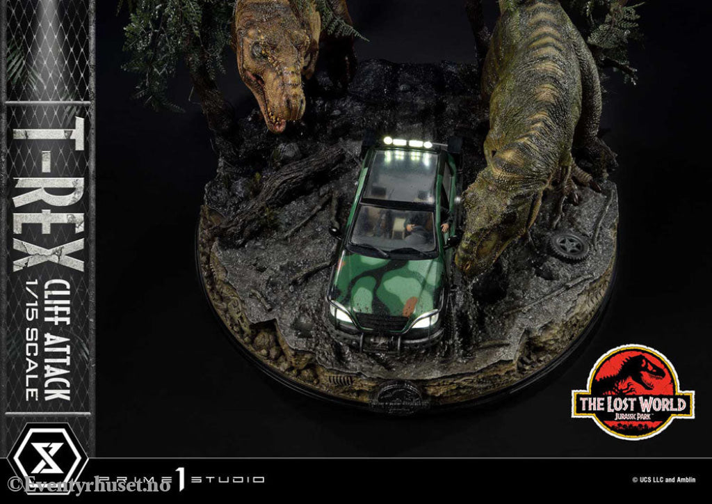 Jurassic World: The Lost World Statue 1/15 T-Rex Cliff Attack 53 cm Collectibles