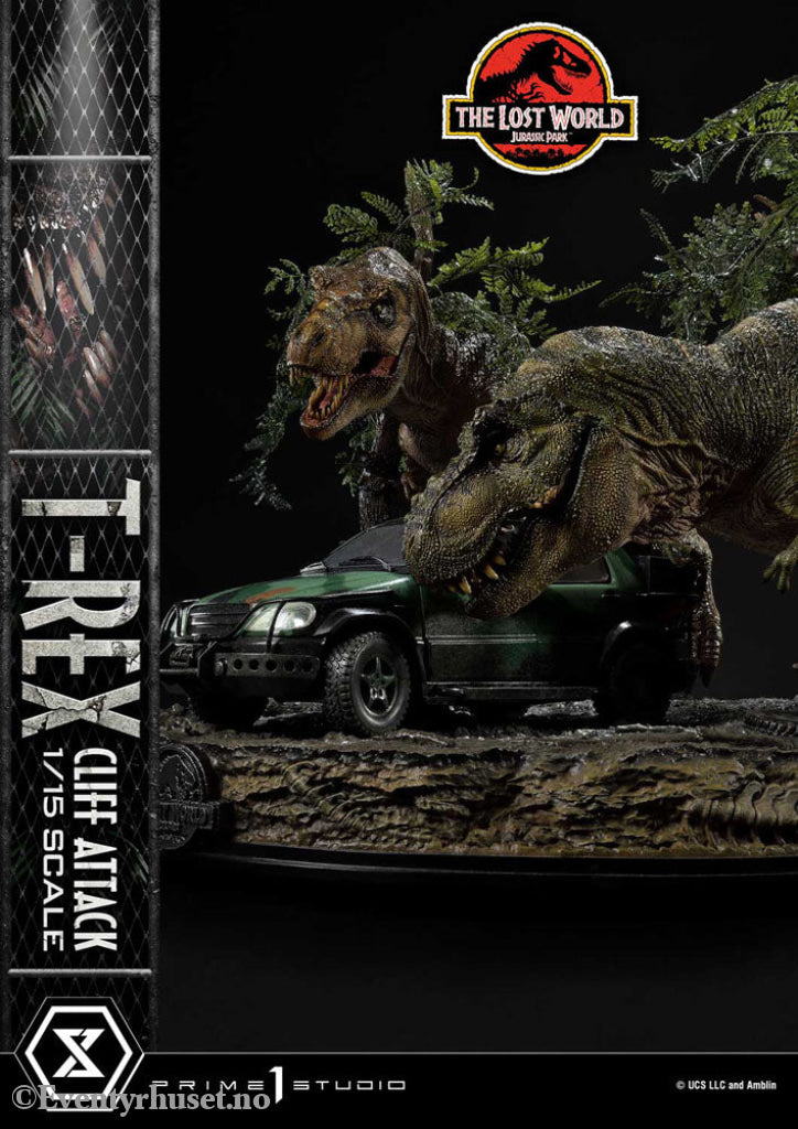 Jurassic World: The Lost World Statue 1/15 T-Rex Cliff Attack 53 cm Collectibles
