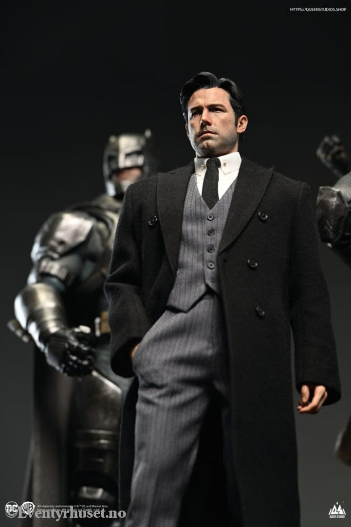 Justice League Statue 1/4 Bruce Wayne (Ben Affleck) 51 cm Collectibles