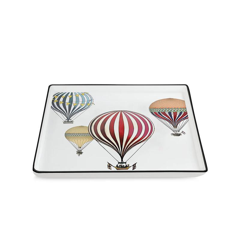 TRAY. GIRAMONDO. 19x19 CM.