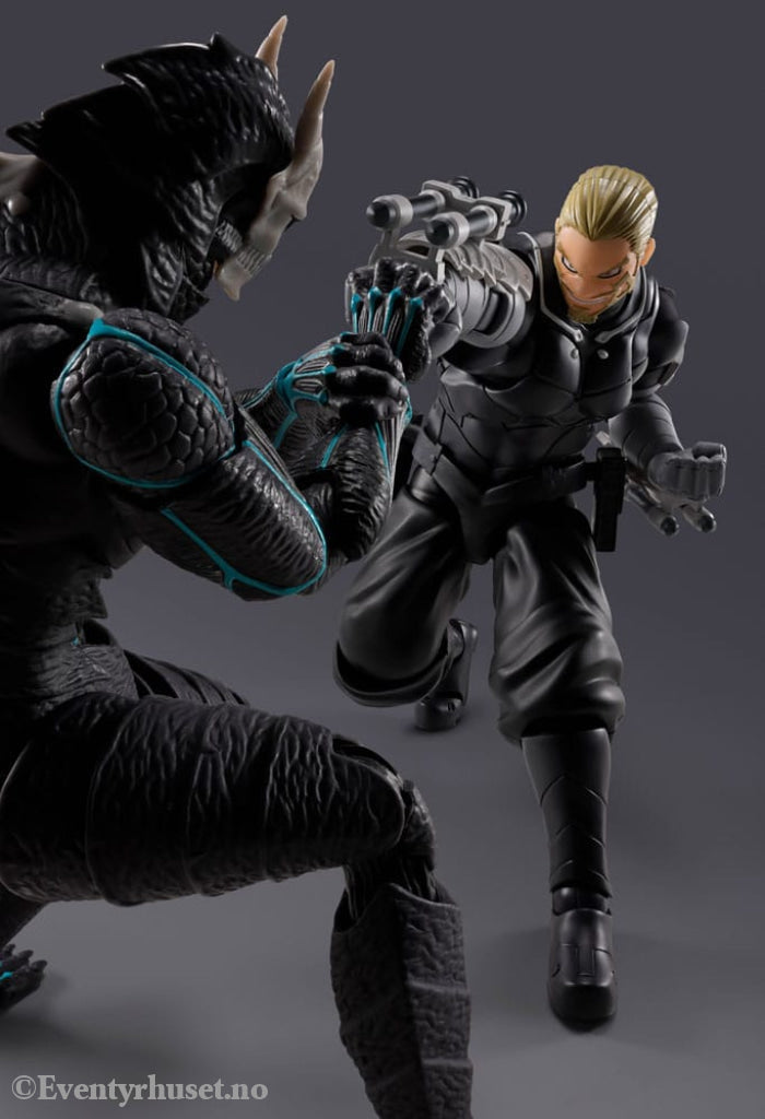 Kaiju No. 8 S.H.Figuarts Action Figure Isao Shinomiya 17 cm Manga & Anime
