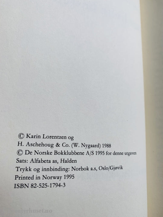 Karin Lorentzen. 1988/95. Den Hvite Hesten. Fortelling