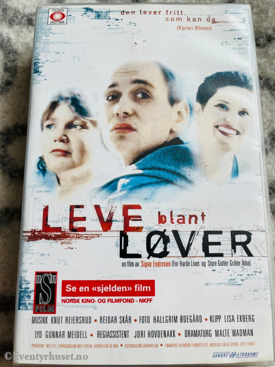 Leve Blant Løver. 1998. Vhs. Vhs