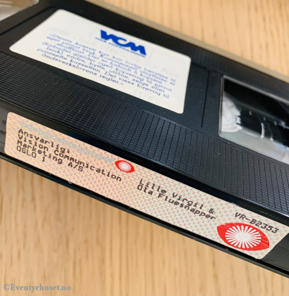 Lille Virgil Og Ola Fluesnapper. 1988. Vhs Big Box.