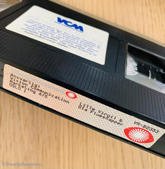 Lille Virgil Og Ola Fluesnapper. 1988. Vhs Big Box.