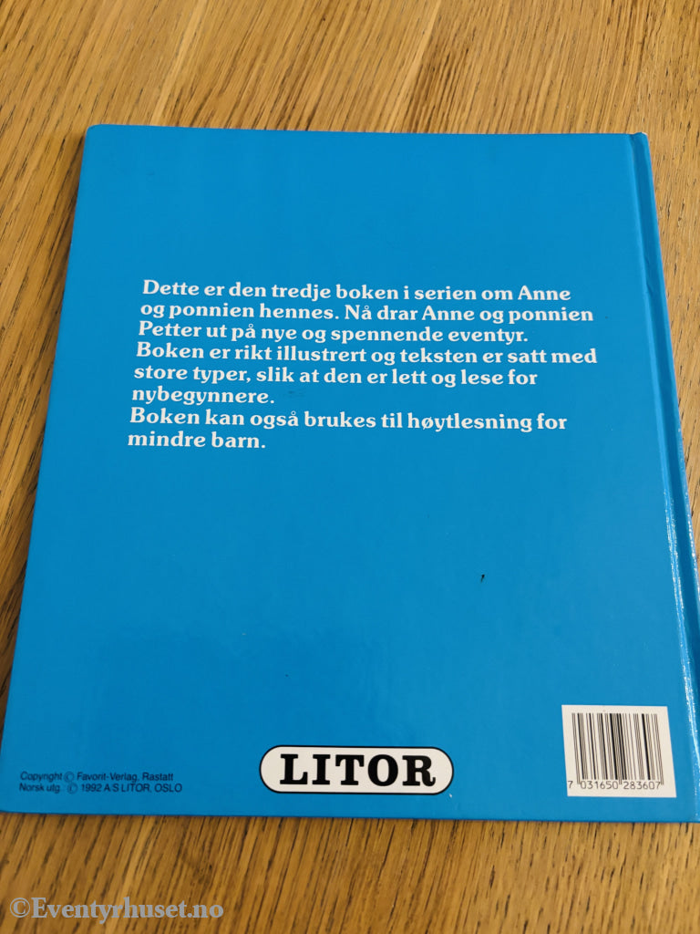 Litor: Anne og Petter på tur. Bok.