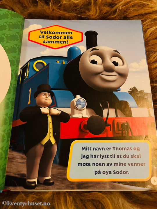 Lokomotivet Thomas Og De Travle Lokomotivene. Stor Bok. 2017. Fortelling