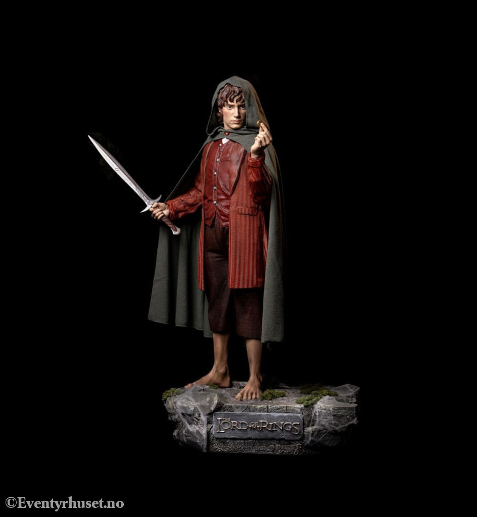 Lord of the Rings Life-Size Statue Frodo 152 cm Collectibles