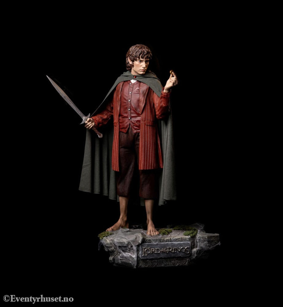 Lord of the Rings Life-Size Statue Frodo 152 cm Collectibles