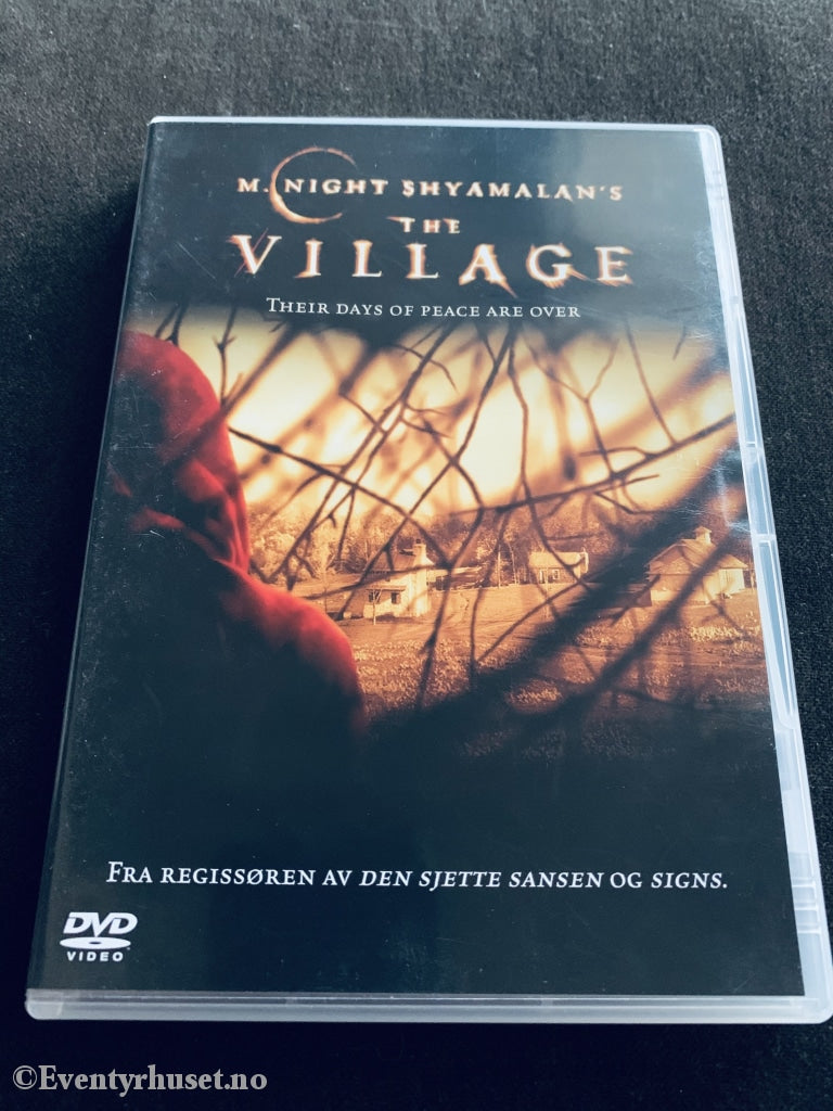 M. Night Shyamalans The Village. 2004. Dvd. Dvd