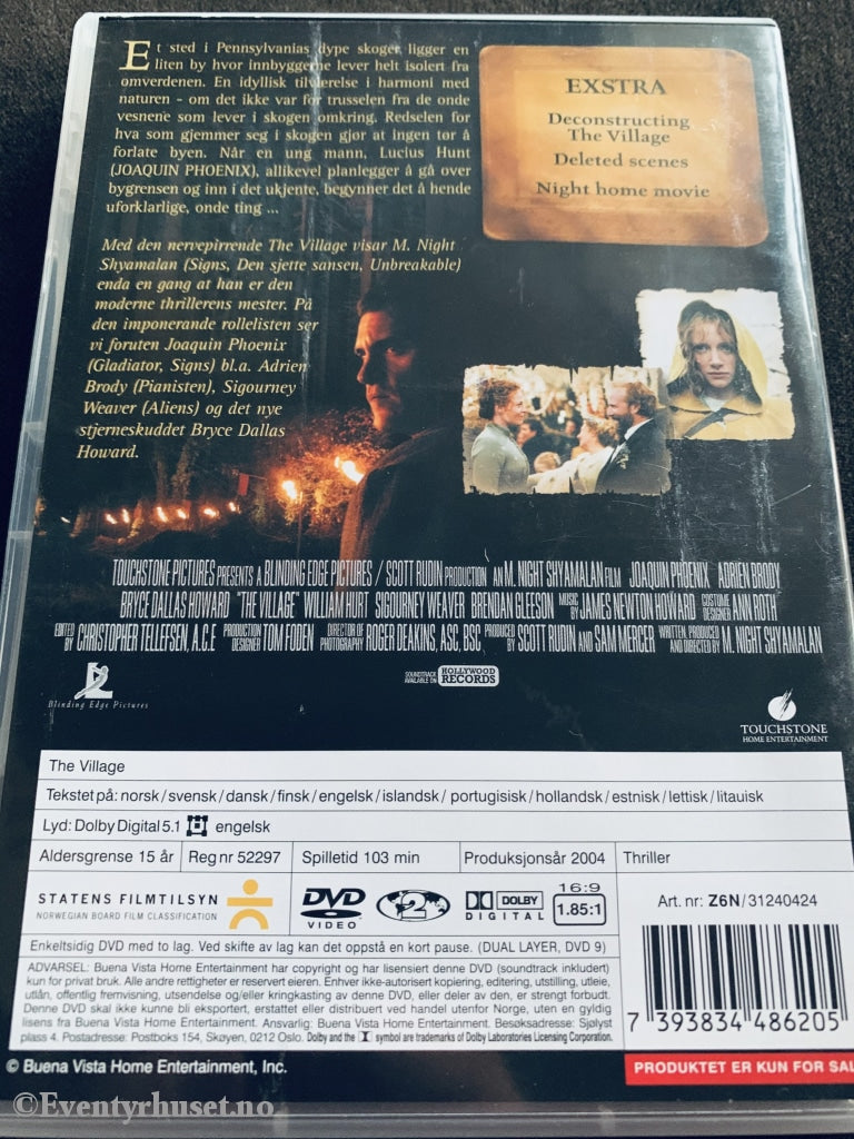 M. Night Shyamalans The Village. 2004. Dvd. Dvd