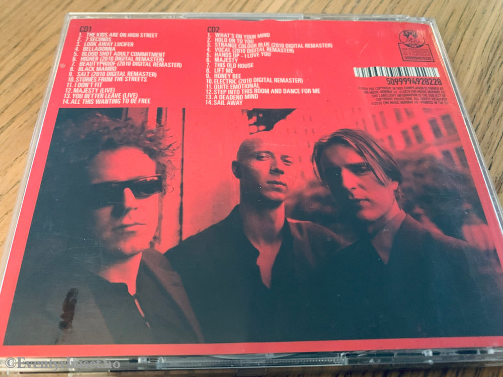 Madrugada. 2010. The Best of Madrugada. CD.