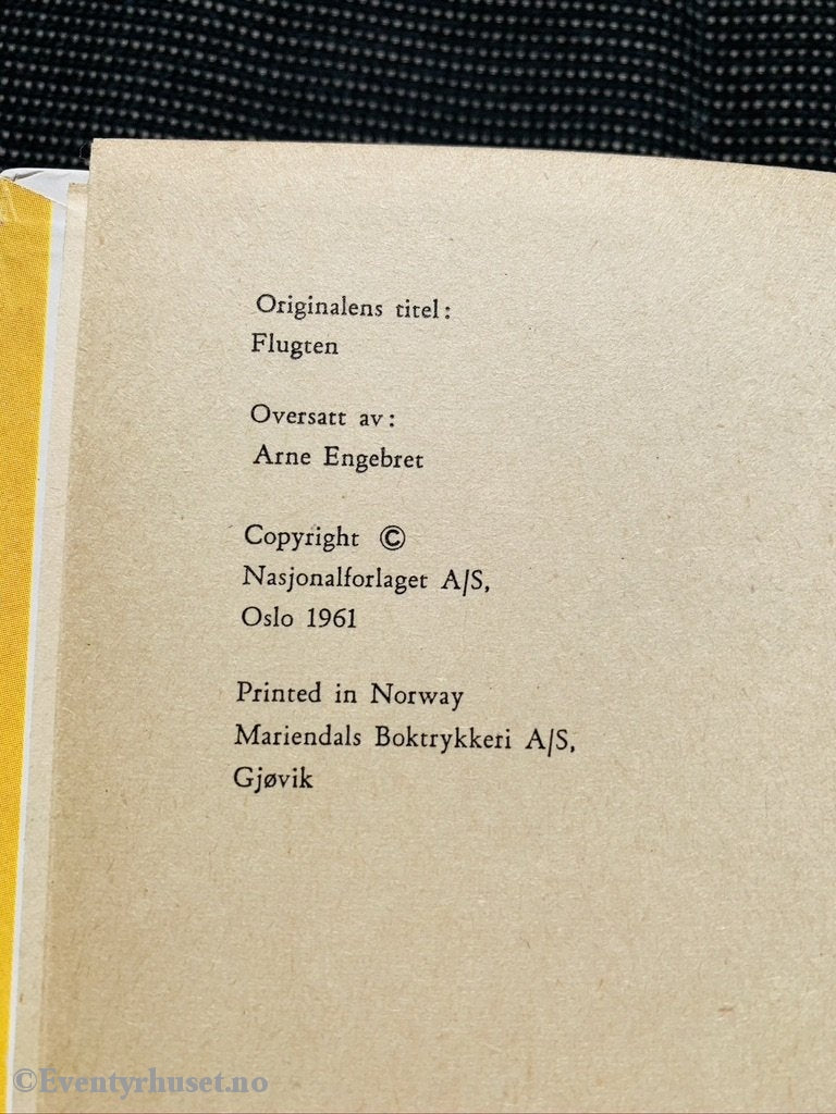 Marabu-Bøkene: J. Bech Nygaard. 1961. Flukten. Fortelling