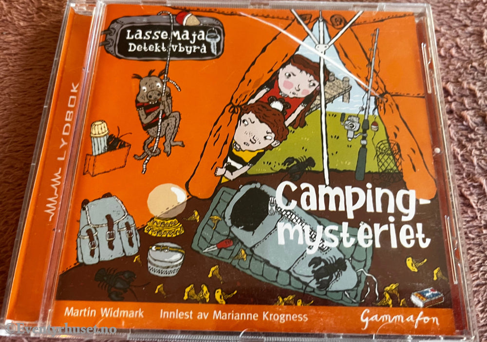 Martin Widmark. 2010. LasseMaja Detektivbyrå: Campingmysteriet. Lydbok på CD.