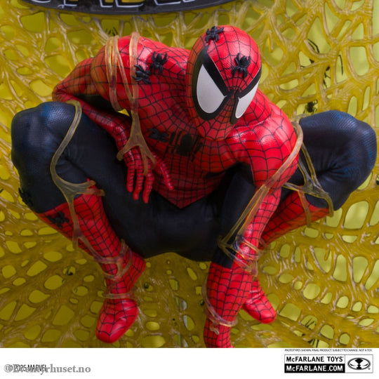 Marvel Collection PVC Statue 1/6 Spider-Man (Spider-Man # 1) (Gold Edition) (Gold Label) 15 cm Toys