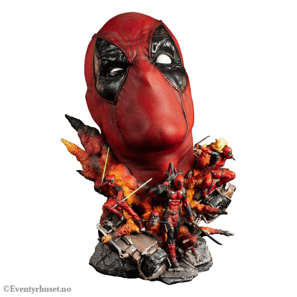 Marvel Fine Art Bust Deadpool 42 cm Collectibles