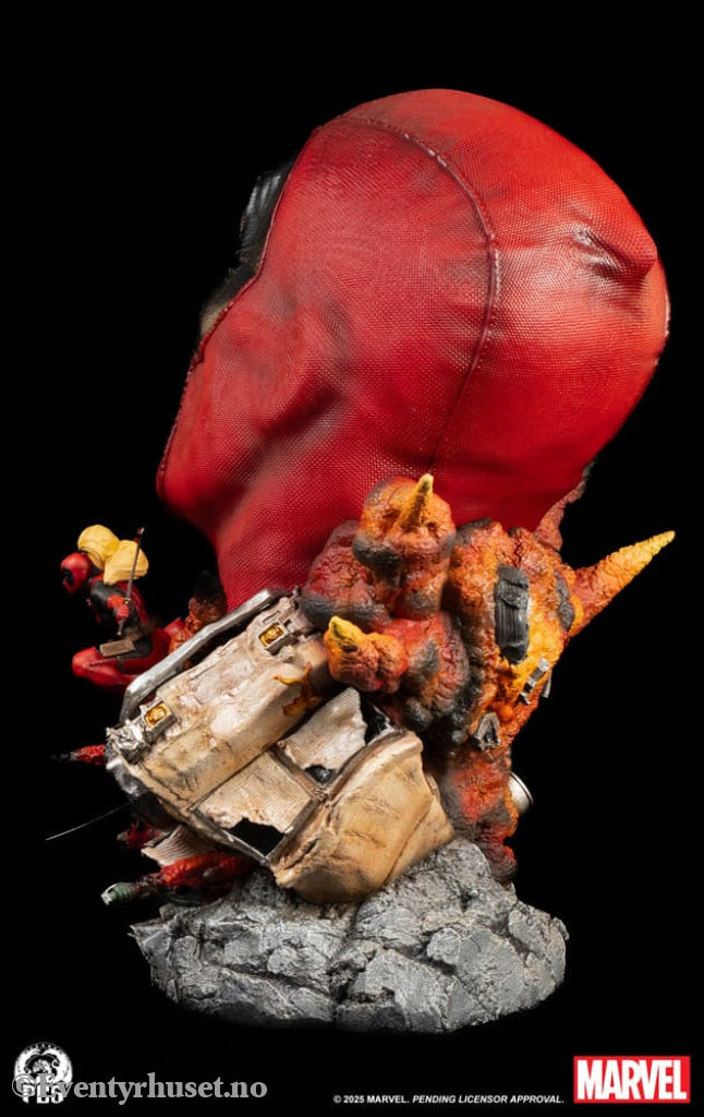 Marvel Fine Art Bust Deadpool 42 cm Collectibles