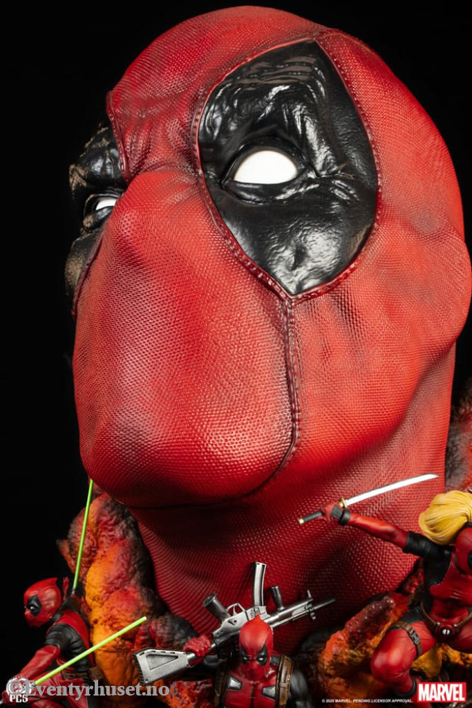 Marvel Fine Art Bust Deadpool 42 cm Collectibles
