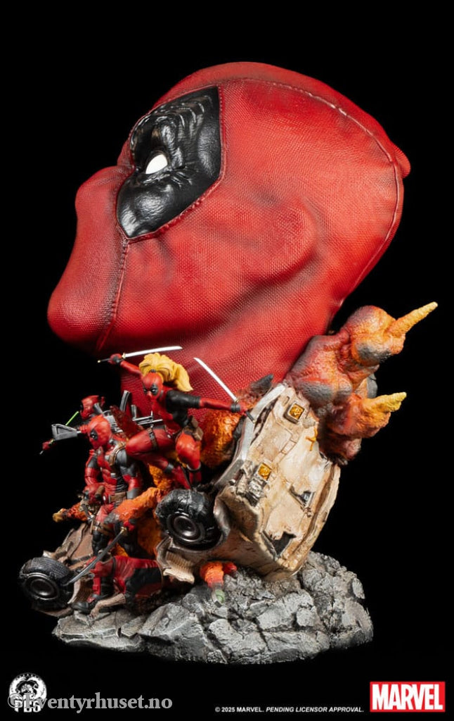 Marvel Fine Art Bust Deadpool 42 cm Collectibles