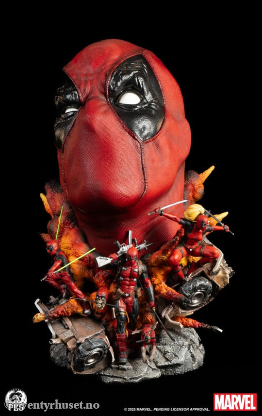 Marvel Fine Art Bust Deadpool 42 cm Collectibles