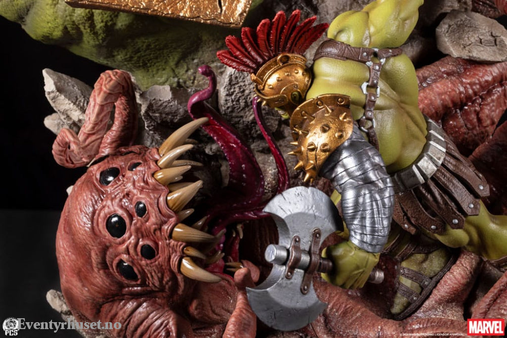 Marvel Fine Art Bust Planet Hulk 56 cm Collectibles